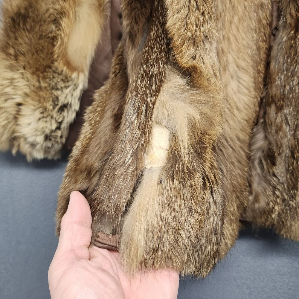 Vintage Womens Fur Coat Small Byrons Akron *FLAWS - Picture 11 of 16